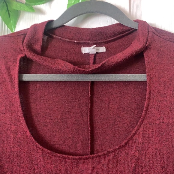Cold Shoulder Sweatshirt - Picture 3 of 7